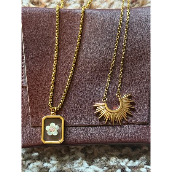 18k Gold Plated Necklace Bundle Slide Jewelry - Picture 1 of 3